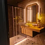 Maison Saint Lazare *